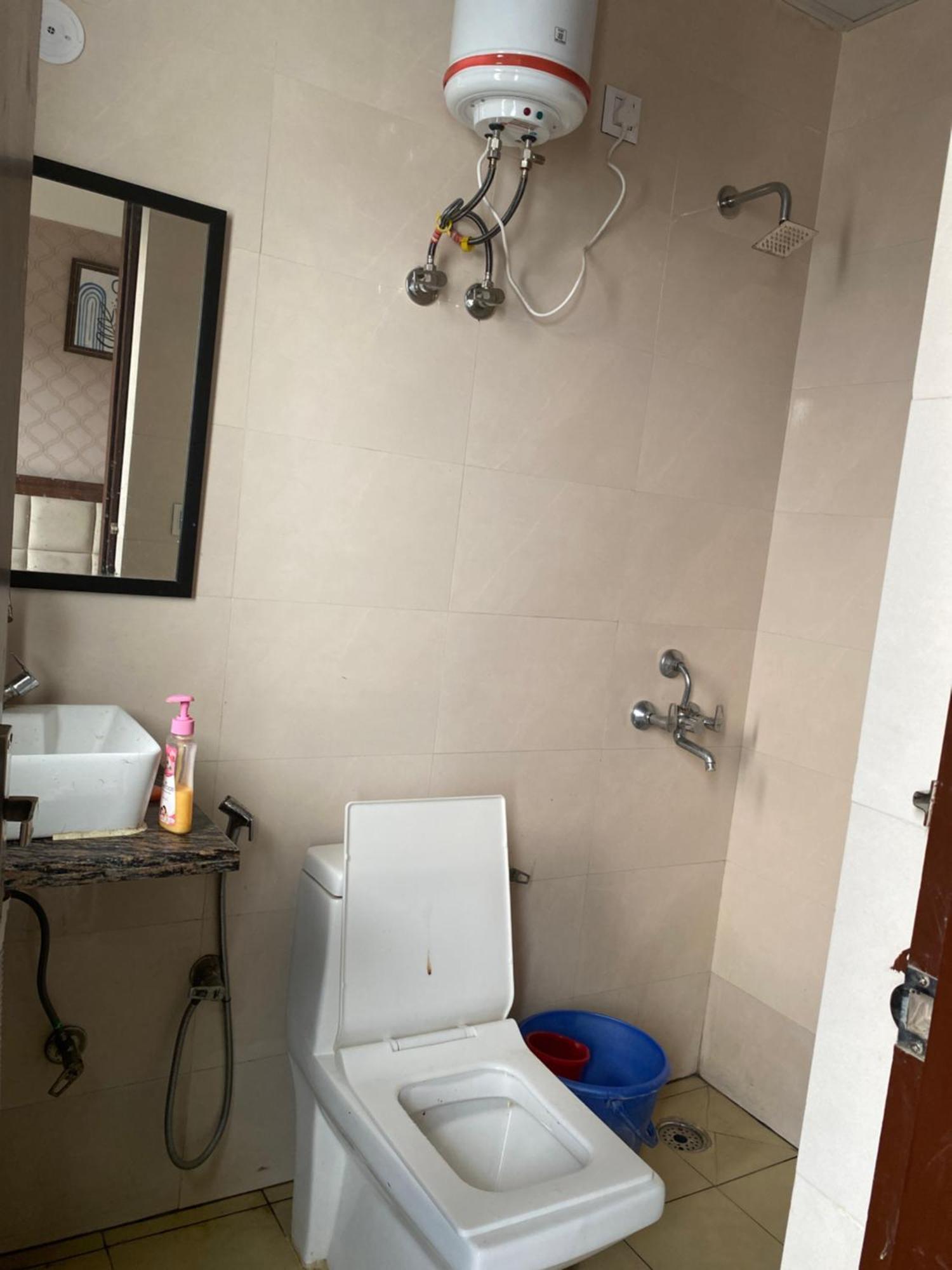 Royal Park Inn Greater Noida Eksteriør billede
